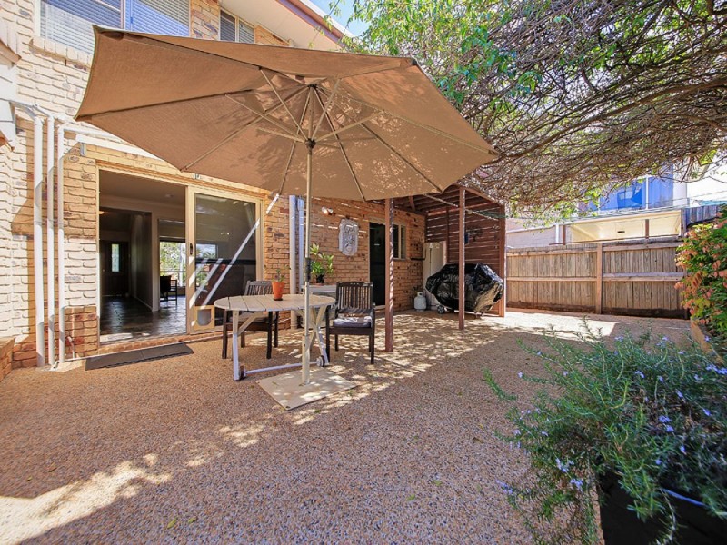 12 Ringara Street, Manly West QLD 4179