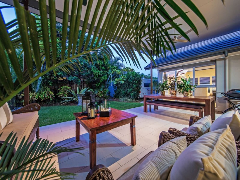 11 Esk Cres, Wakerley QLD 4154