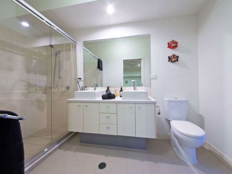 11 Esk Cres, Wakerley QLD 4154