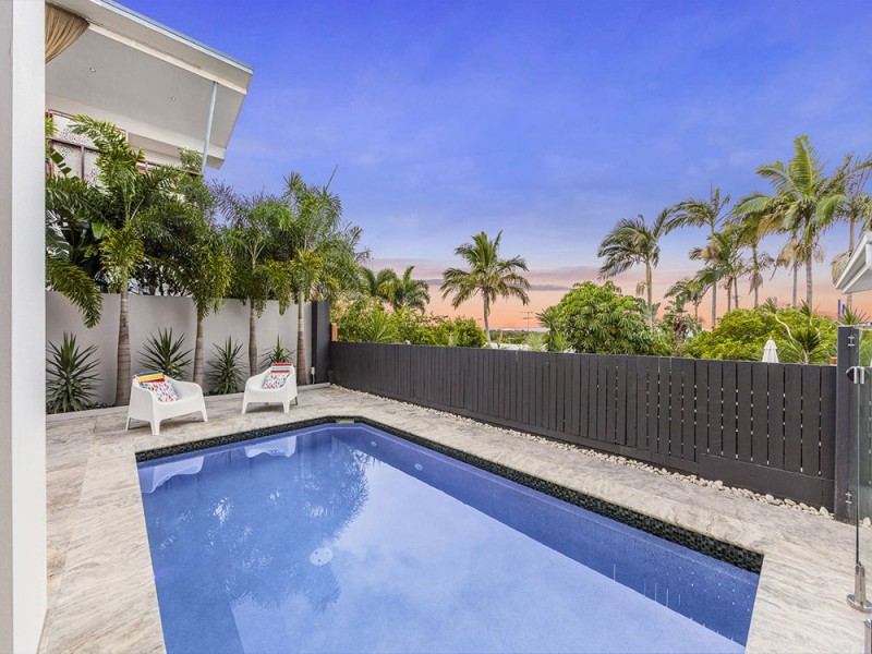 53 Adam Street, Wynnum QLD 4178
