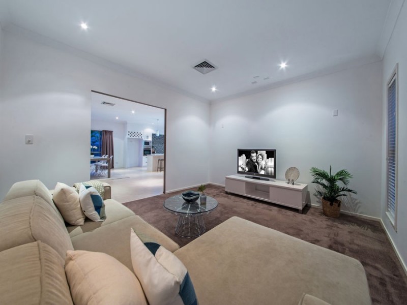 41 Talltrees Circuit, Wakerley QLD 4154