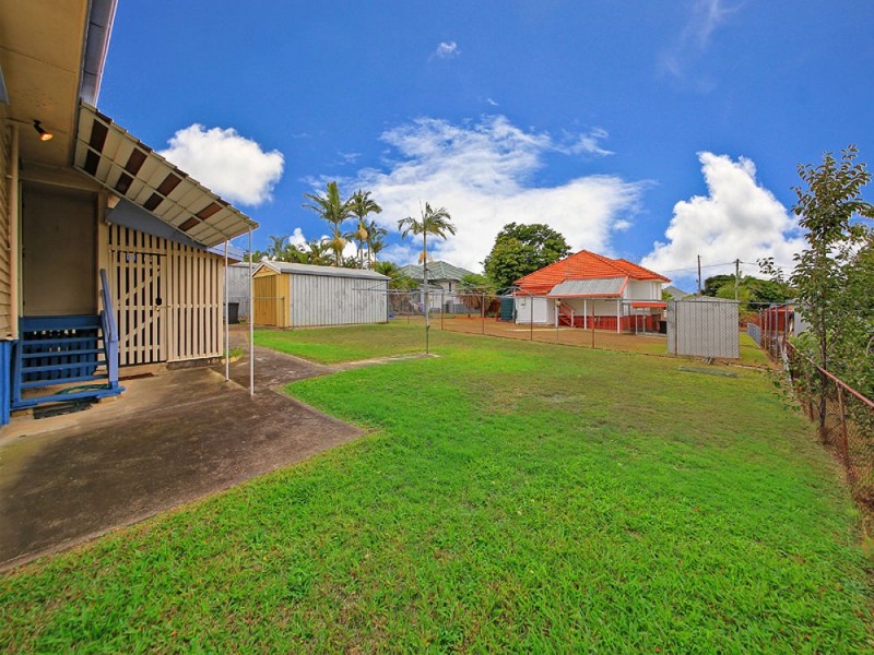 18 Glading Street, Manly West QLD 4179