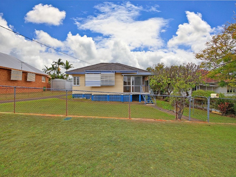 18 Glading Street, Manly West QLD 4179