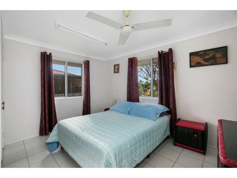 6 Jobs Pl, Manly West QLD 4179