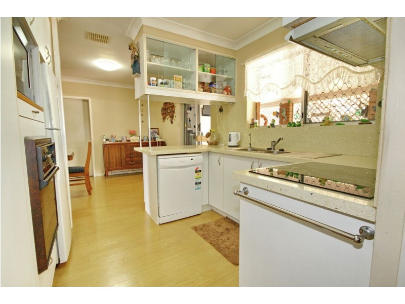 78 Regent Street, Wynnum West QLD 4178