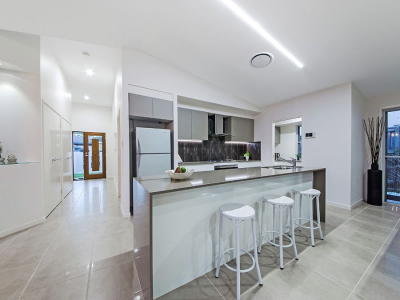 21 Gardenia Place, Wakerley QLD 4154