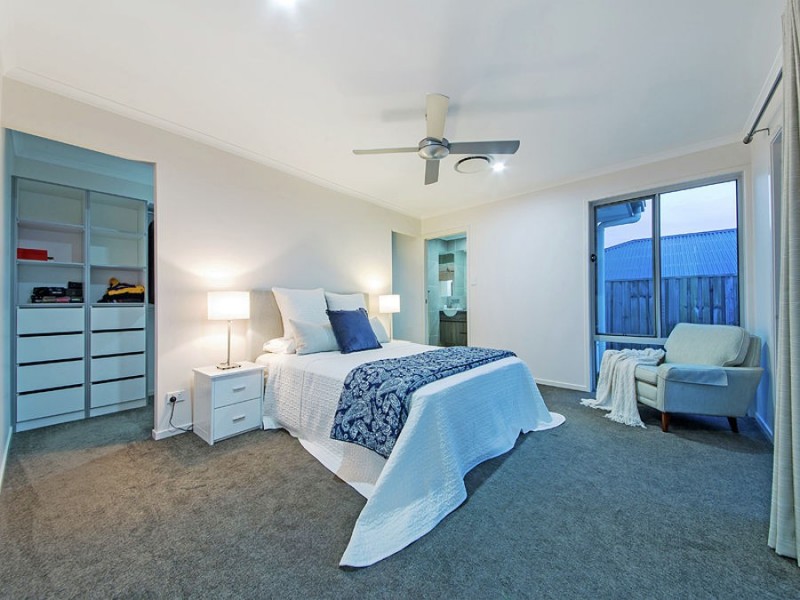 21 Gardenia Place, Wakerley QLD 4154