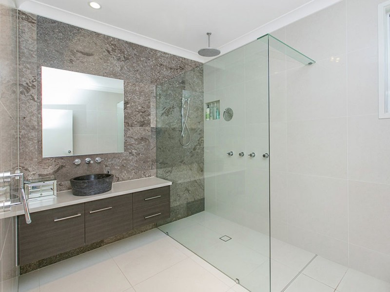 29 Coolana Street, Lota QLD 4179