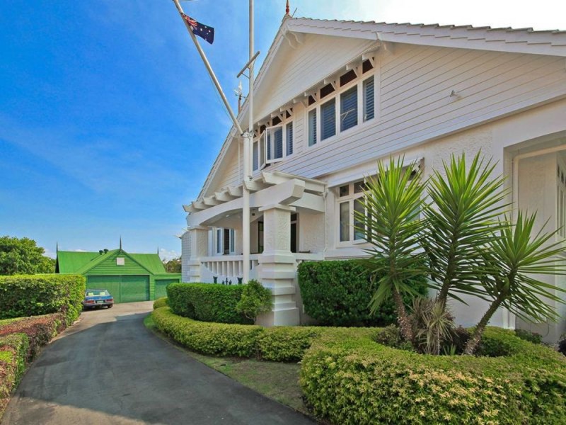 84 Alkoomie Street, Wynnum QLD 4178