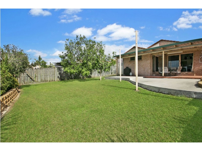 52 Matthews Way, Wakerley QLD 4154