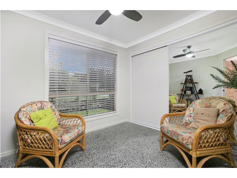 52 Matthews Way, Wakerley QLD 4154