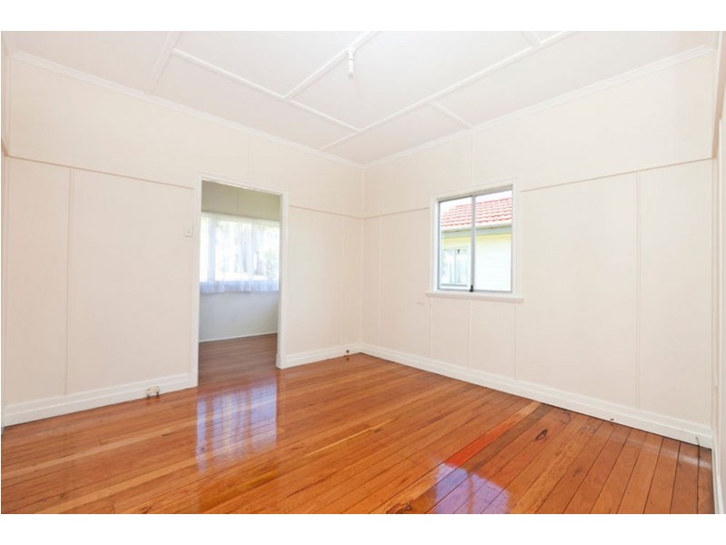 41 Parkview Ave, Wynnum QLD 4178