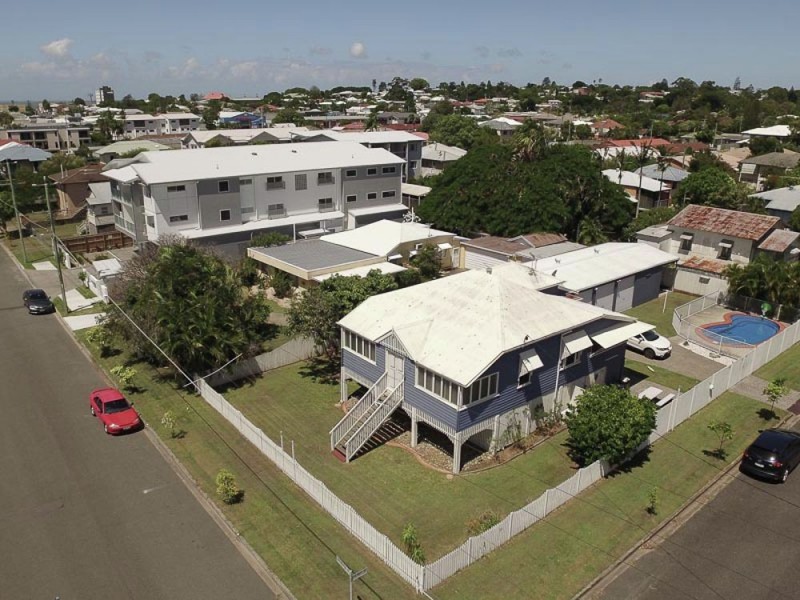 38-42 Emsworth St, Wynnum QLD 4178