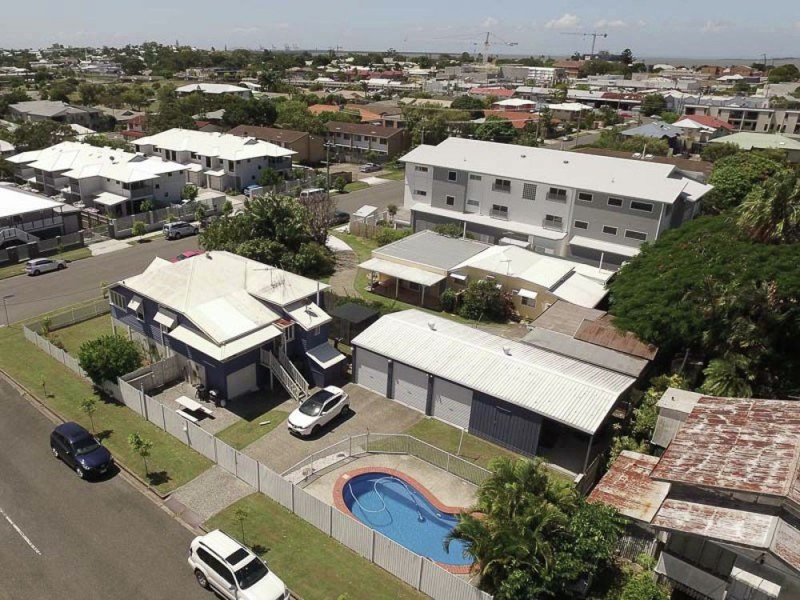 38-42 Emsworth St, Wynnum QLD 4178