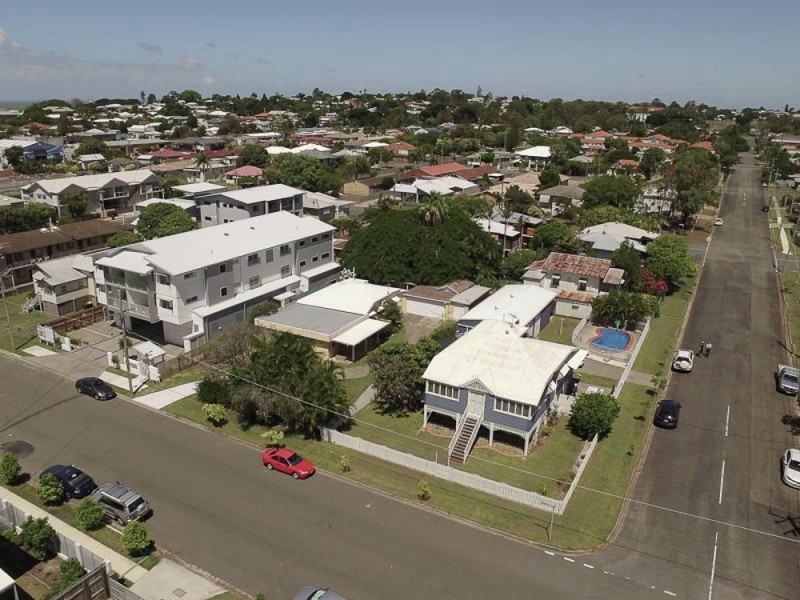 38-42 Emsworth St, Wynnum QLD 4178