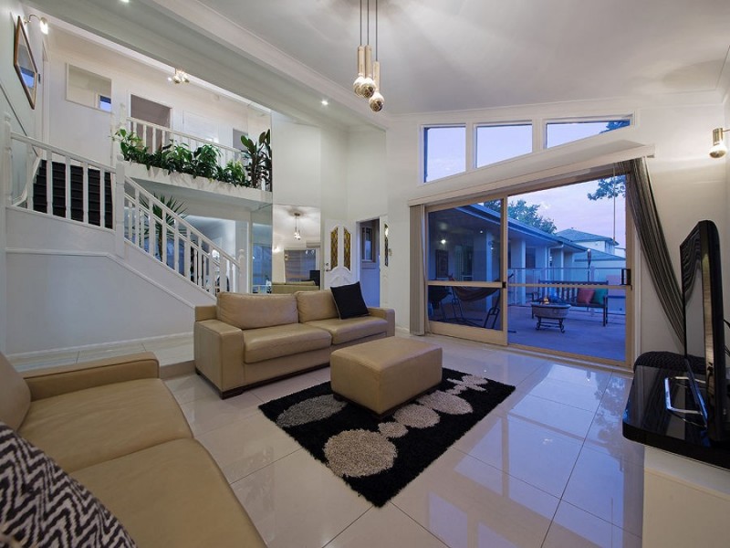 19 Balgowlah St, Wakerley QLD 4154