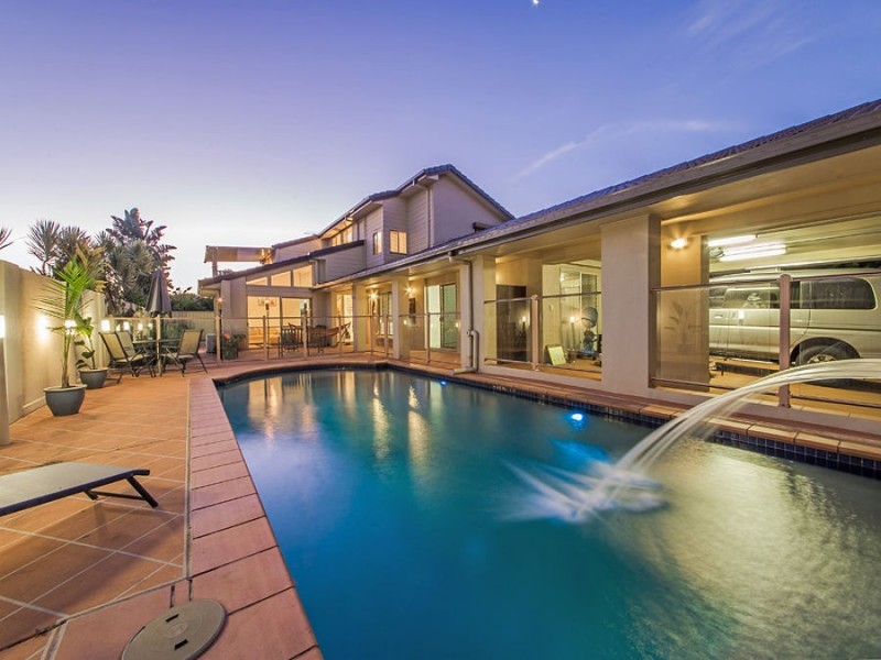 19 Balgowlah St, Wakerley QLD 4154