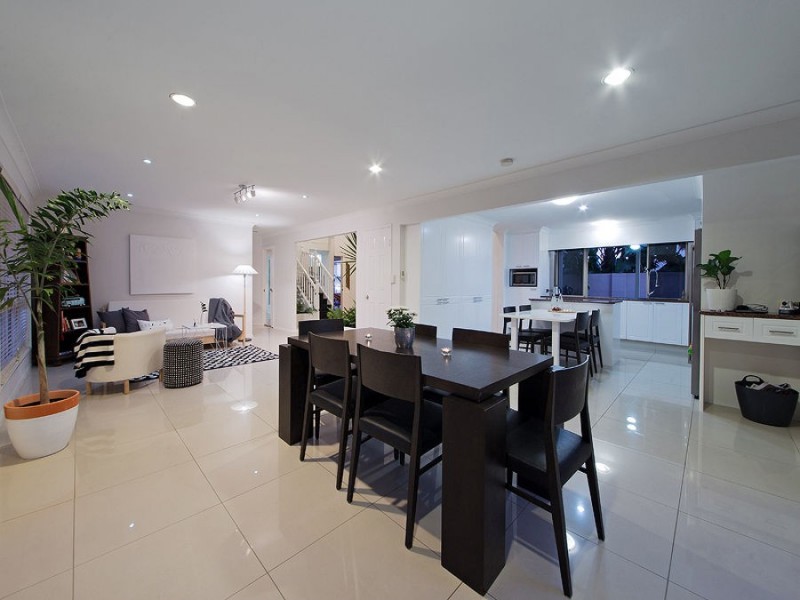 19 Balgowlah St, Wakerley QLD 4154