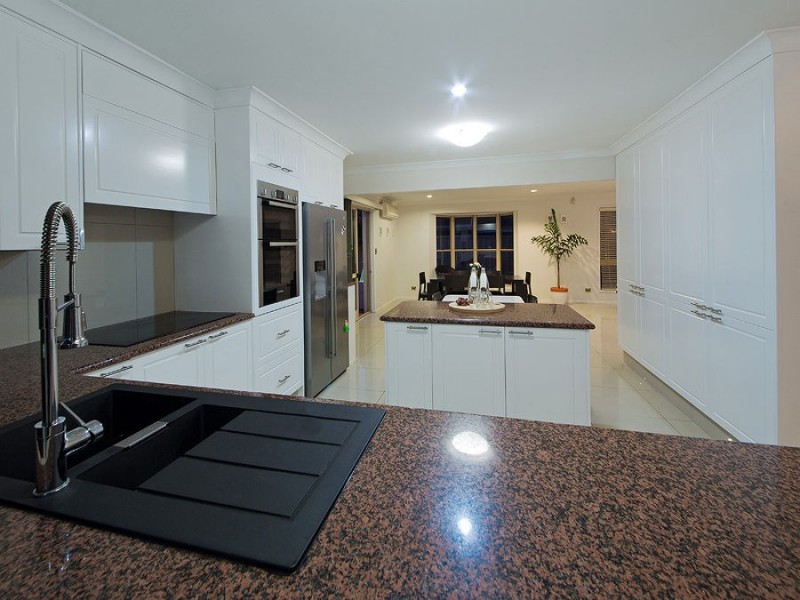 19 Balgowlah St, Wakerley QLD 4154