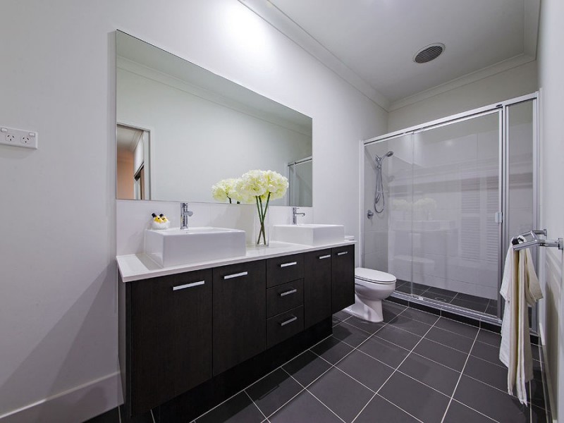 28 Esk Cres, Wakerley QLD 4154