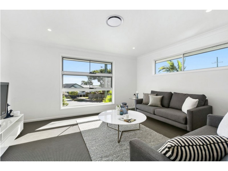 89 Wynnum N Rd, Wynnum QLD 4178