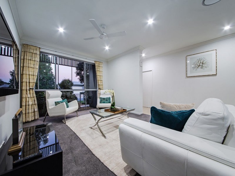 5 Esk Cres, Wakerley QLD 4154