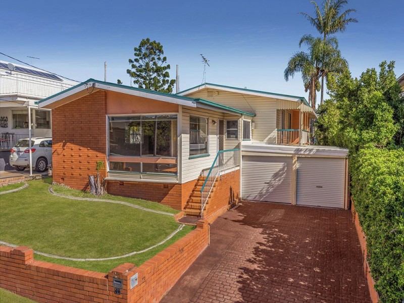 21 Arnold Street, Manly QLD 4179