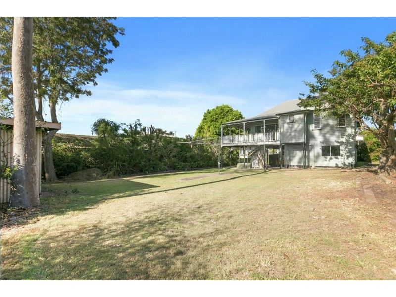 51 Walnut Street, Wynnum QLD 4178