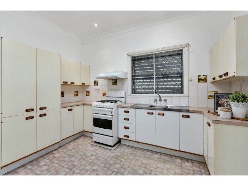 67 Whites Road, Manly West QLD 4179