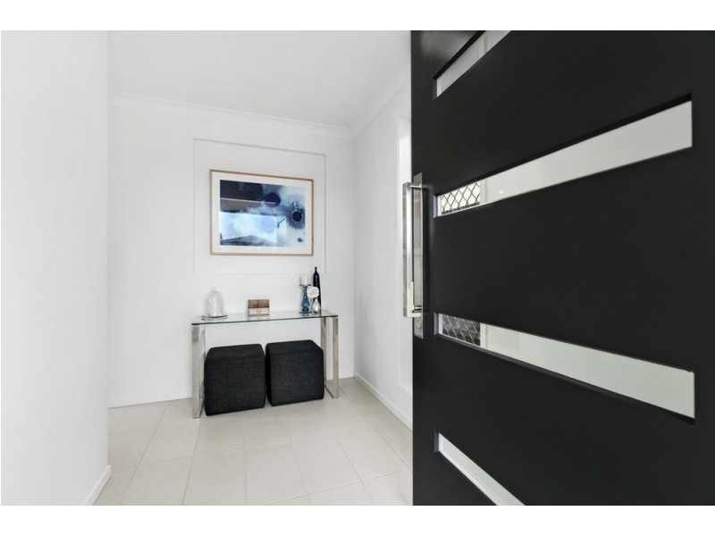 87 Wynnum N Rd, Wynnum QLD 4178