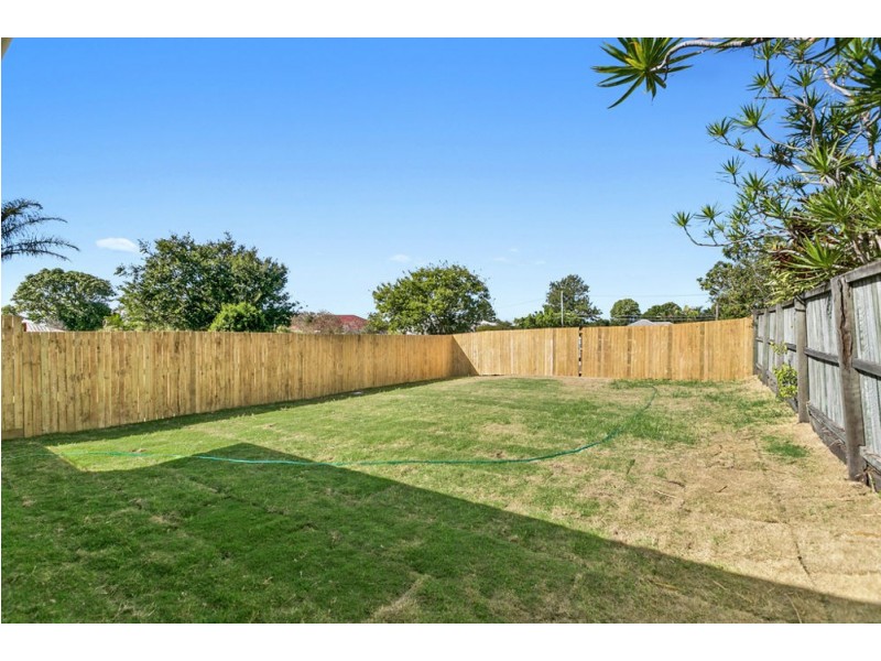 87 Wynnum N Rd, Wynnum QLD 4178