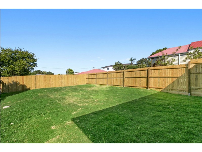 87 Wynnum N Rd, Wynnum QLD 4178