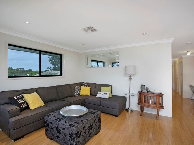 46 MacDonald St, Lota QLD 4179