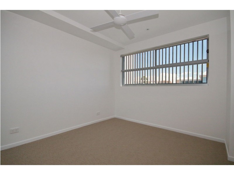 12/70 Bay Tce, Wynnum QLD 4178