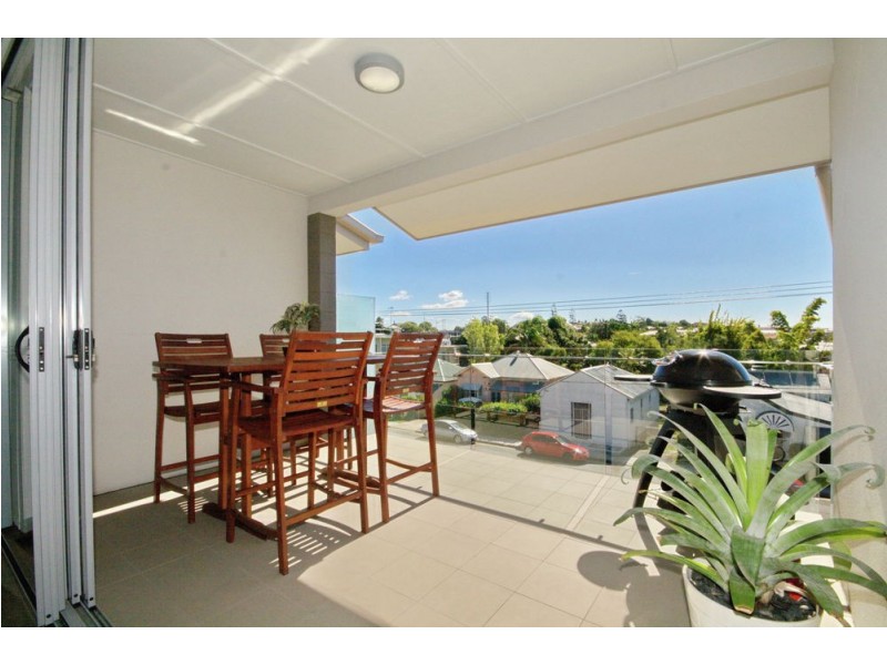 6/52 Yamboyna Street, Manly QLD 4179
