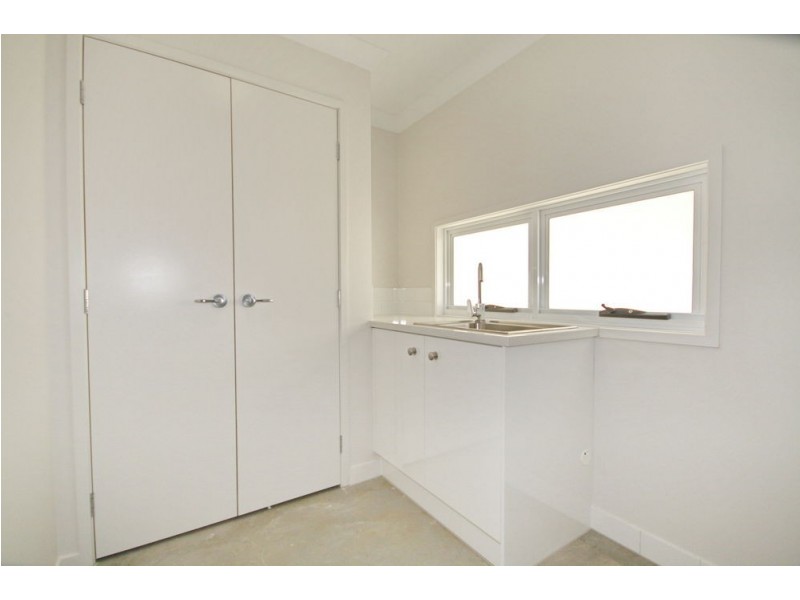 15 Sunflower Street, Wynnum QLD 4178