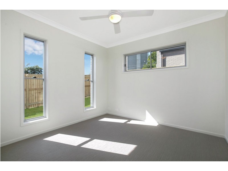 4 Blackwood Rd, Manly West QLD 4179