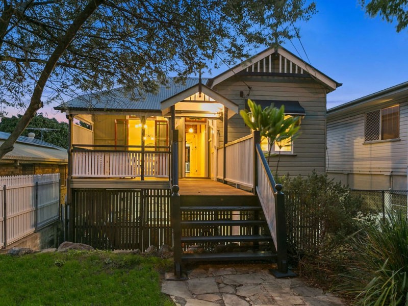 338 Tingal Road, Wynnum QLD 4178