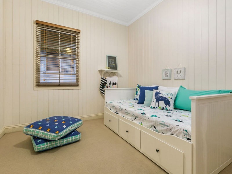 338 Tingal Road, Wynnum QLD 4178