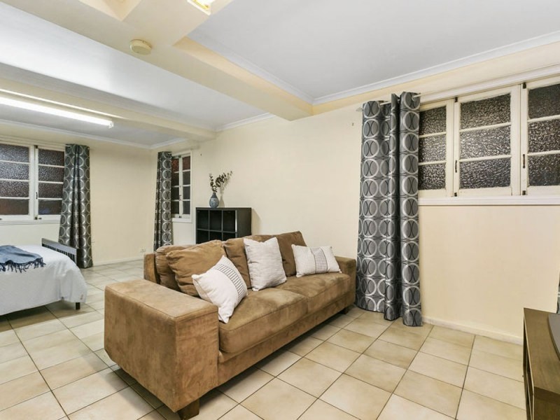 338 Tingal Road, Wynnum QLD 4178