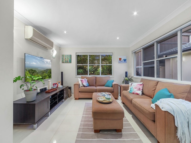 221 Randall Road, Wynnum West QLD 4178