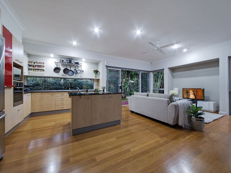 19 Yarra Road, Wakerley QLD 4154