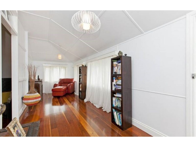 155 Mountjoy Terrace, Manly QLD 4179