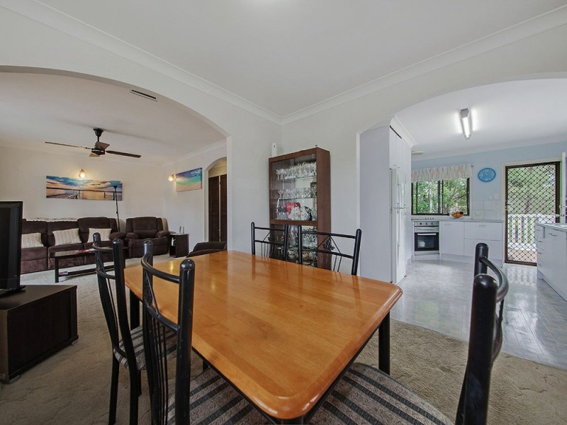 63 Duncan Street, Wynnum West QLD 4178