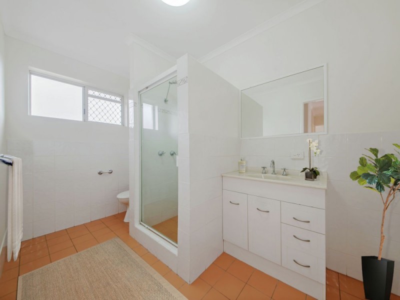 5/42 Fifth Avenue, Coorparoo QLD 4151