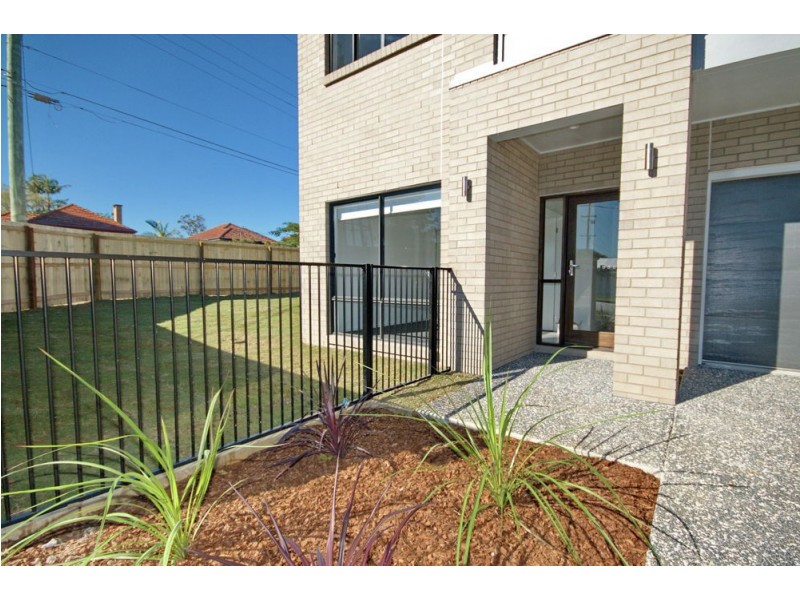 2 Blackwood Rd, Manly West QLD 4179