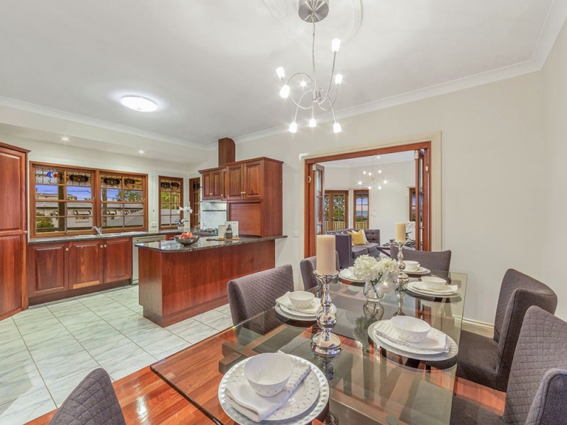 741 Esplanade, Lota QLD 4179
