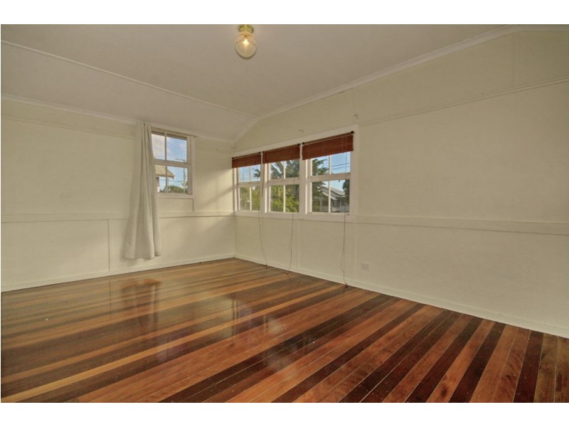 130 Selina Street, Wynnum QLD 4178
