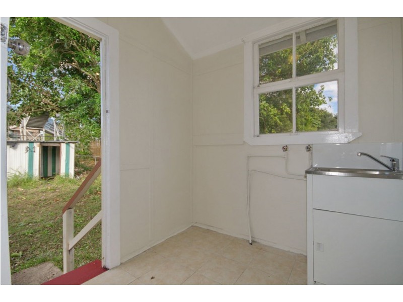 130 Selina Street, Wynnum QLD 4178