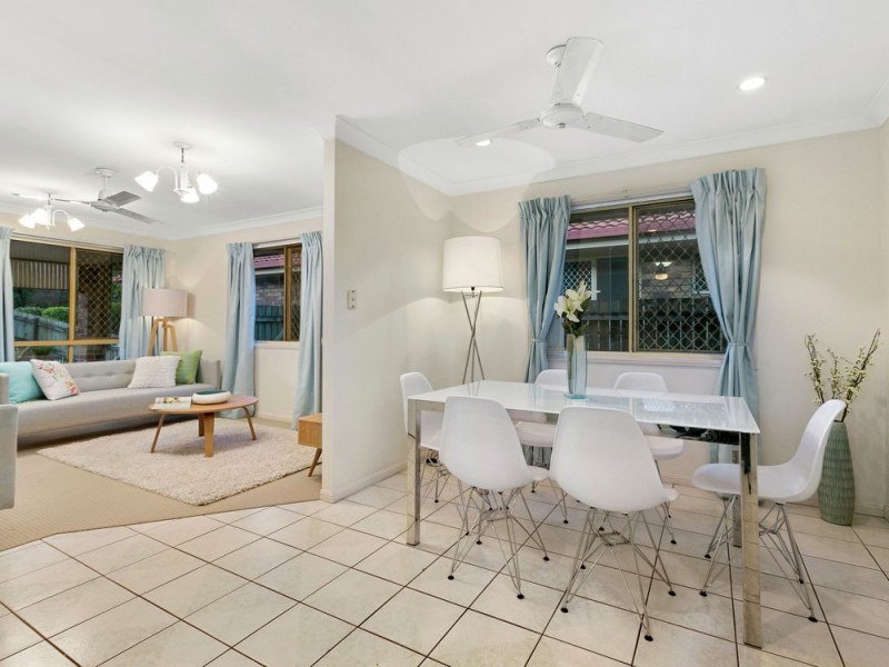 13 Gwynne Street, Wynnum West QLD 4178